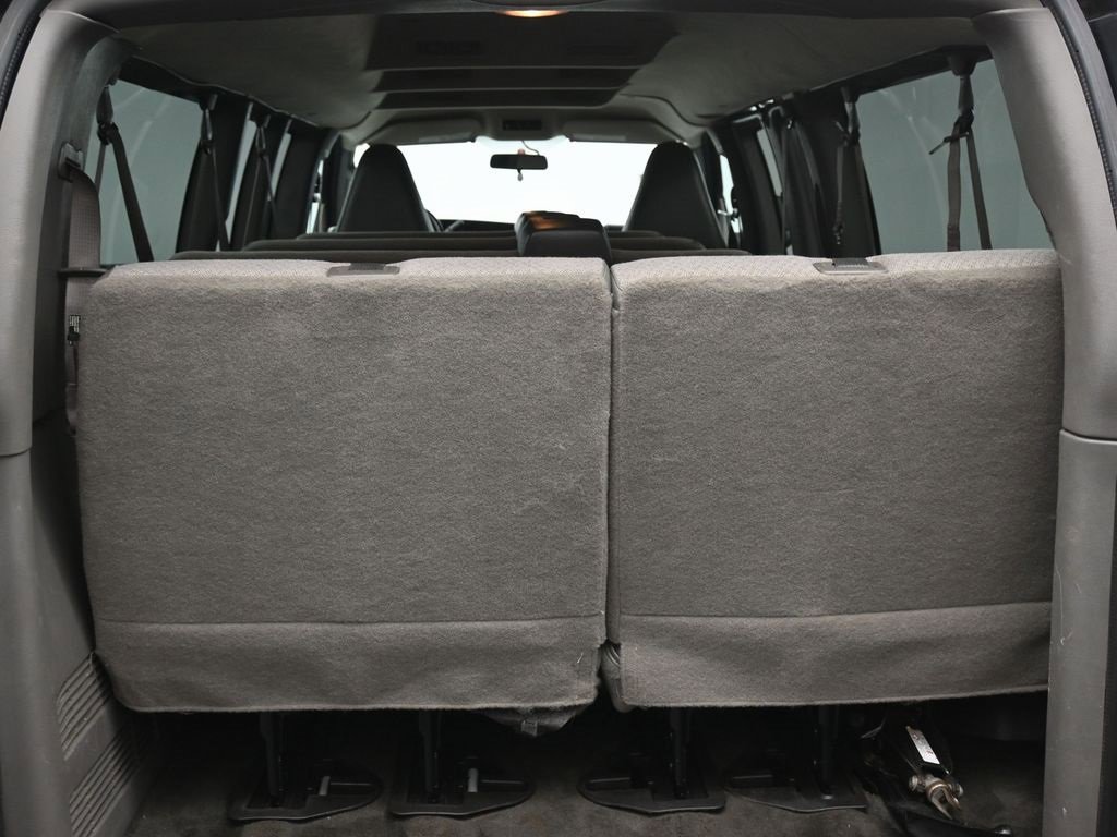 Used 2017 Chevrolet Express 3500 LT w/ LT Preferred Equipment Group image 14