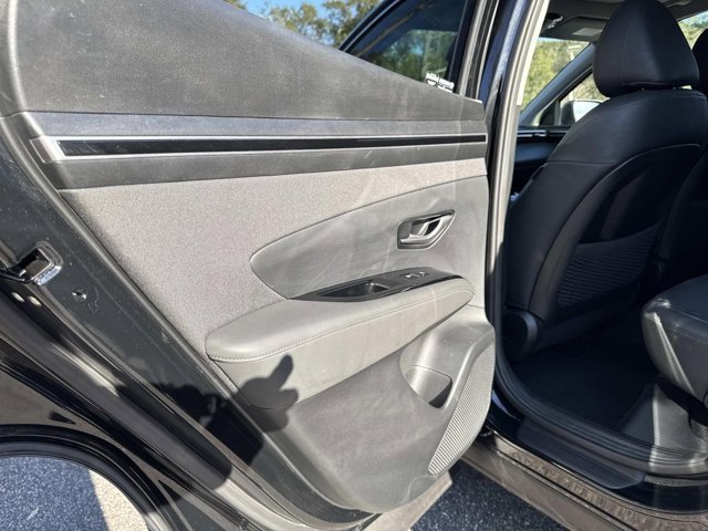 Used 2022 Hyundai Tucson Limited w/ Cargo Package image 13