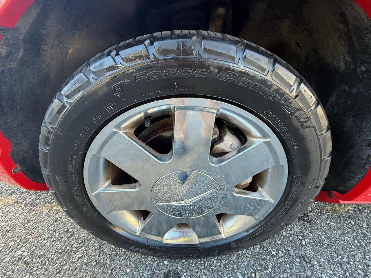 Used 2003 Ford Thunderbird Deluxe image 33