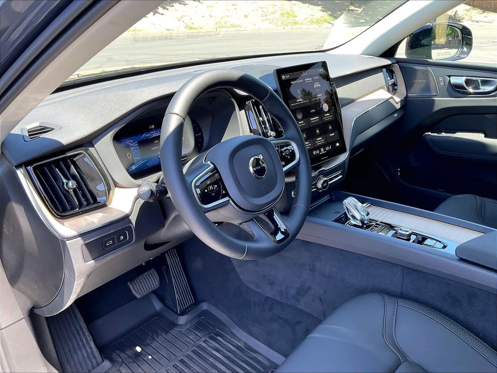 New 2026 Volvo XC60 T8 Plus w/ Climate Package AWD/4WD image 8