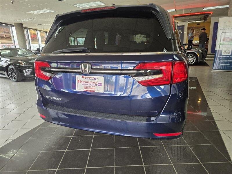 Used 2023 Honda Odyssey EX-L image 5