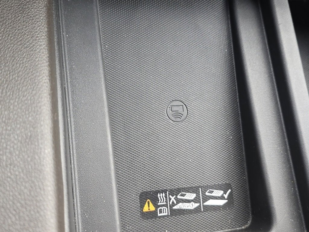 Used 2020 Chevrolet Silverado 1500 LTZ w/ LTZ Premium Package image 18