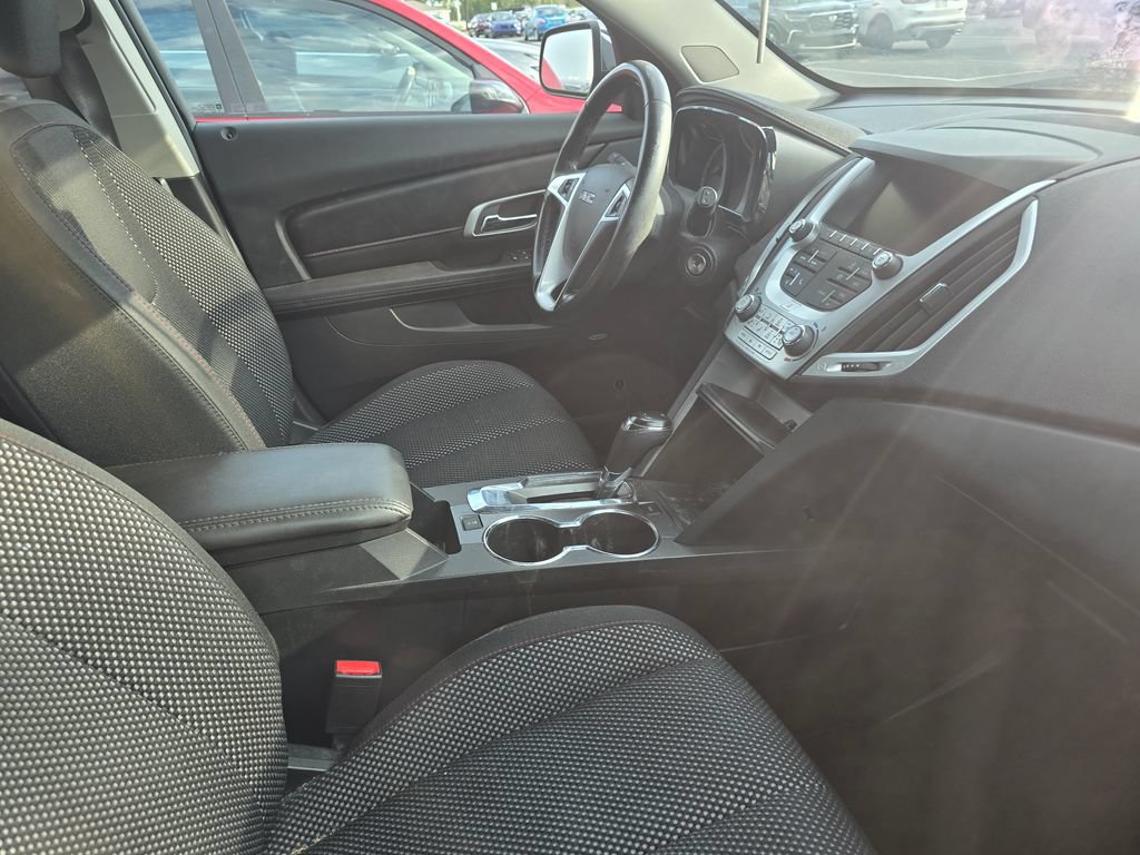 Used 2017 GMC Terrain SLE w/ Chrome Edition FWD image 12