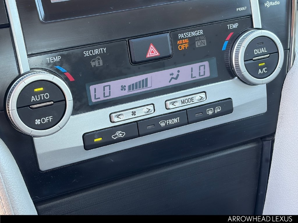 Used 2012 Toyota Camry XLE w/ Leather Pkg FWD image 26