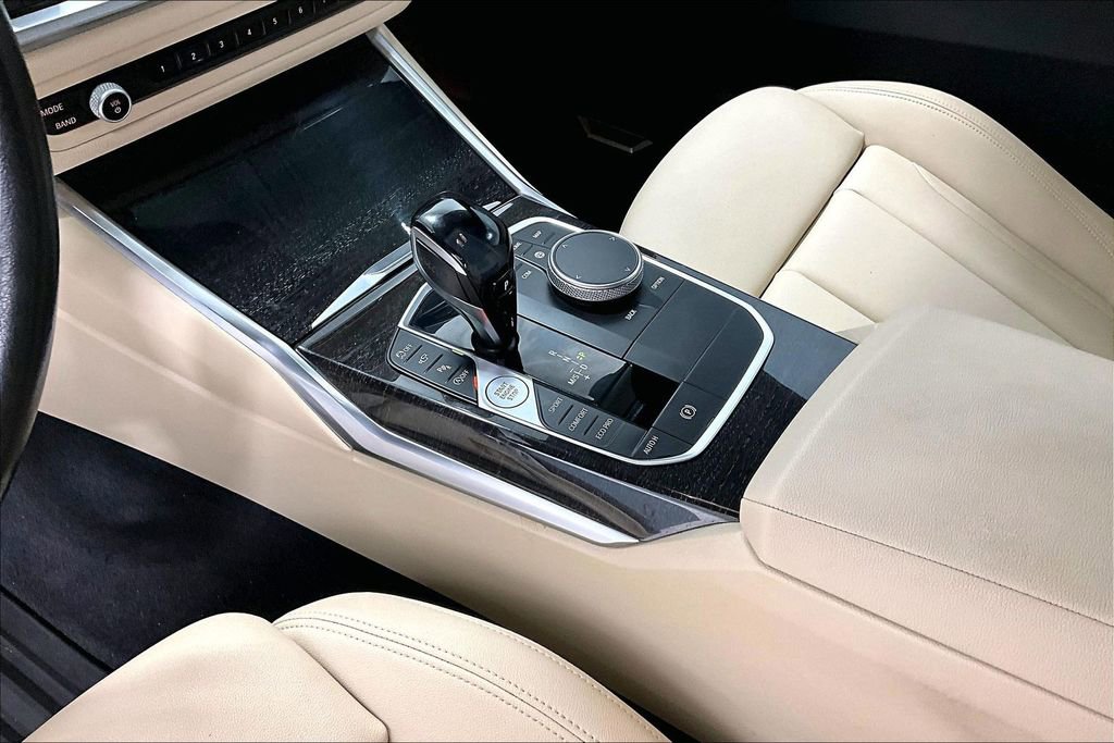 Used 2021 BMW 430i Coupe w/ Premium Package image 17