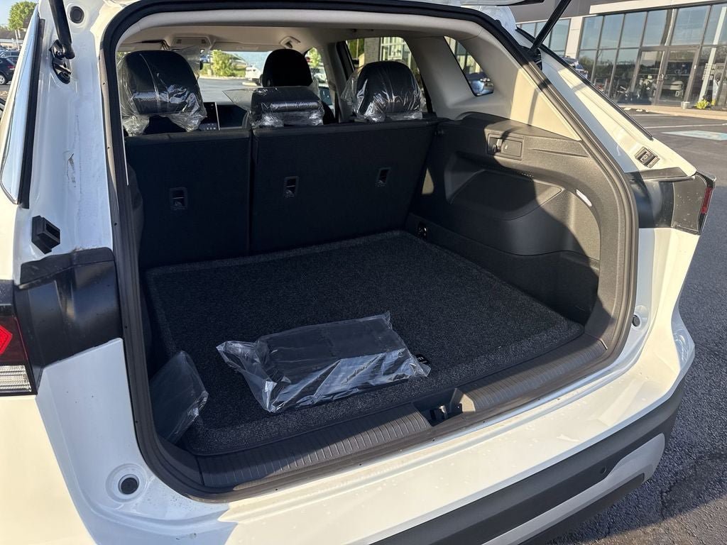 New 2026 Volkswagen Tiguan S FWD image 39