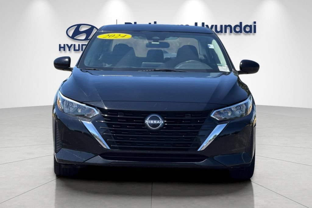 Used 2024 Nissan Sentra SV FWD image 9