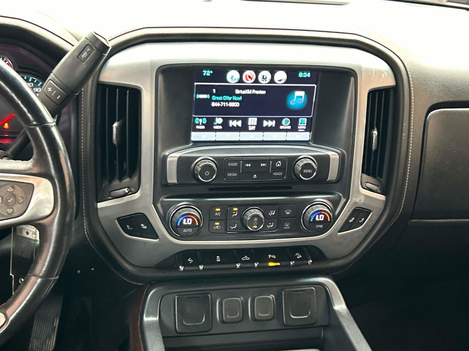 Used 2017 GMC Sierra 1500 SLT w/ SLT Preferred Package AWD/4WD image 19