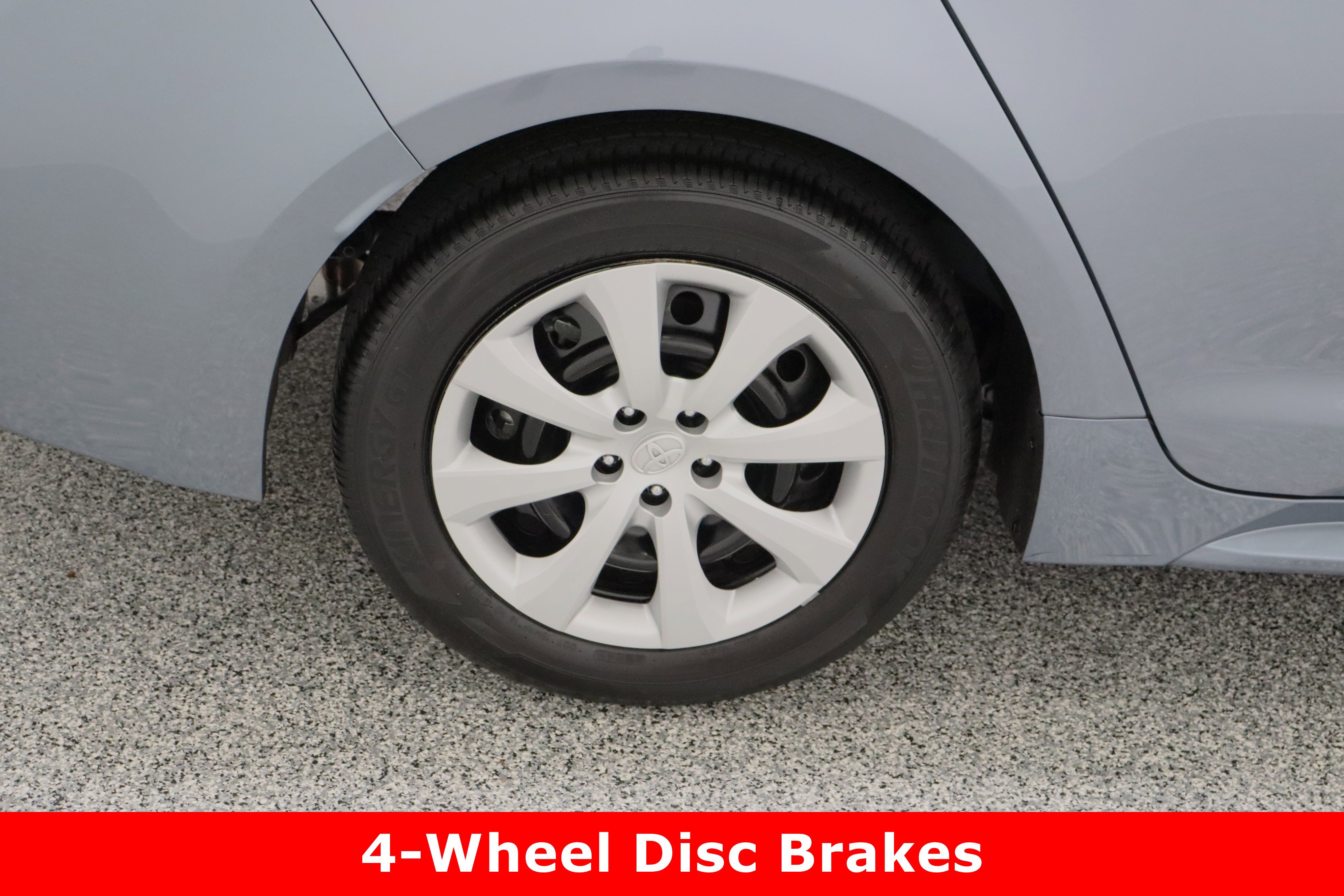 Used 2024 Toyota Corolla LE image 6