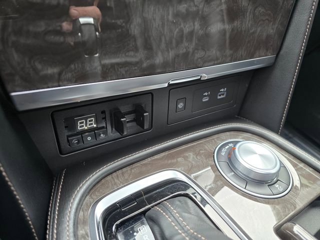Used 2023 Nissan Armada Platinum w/ Cargo Package AWD/4WD image 35
