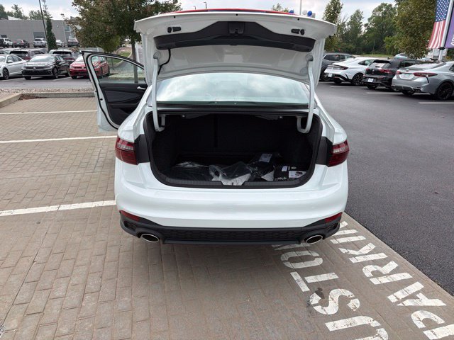 New 2027 Volkswagen Jetta GLI Autobahn FWD image 38