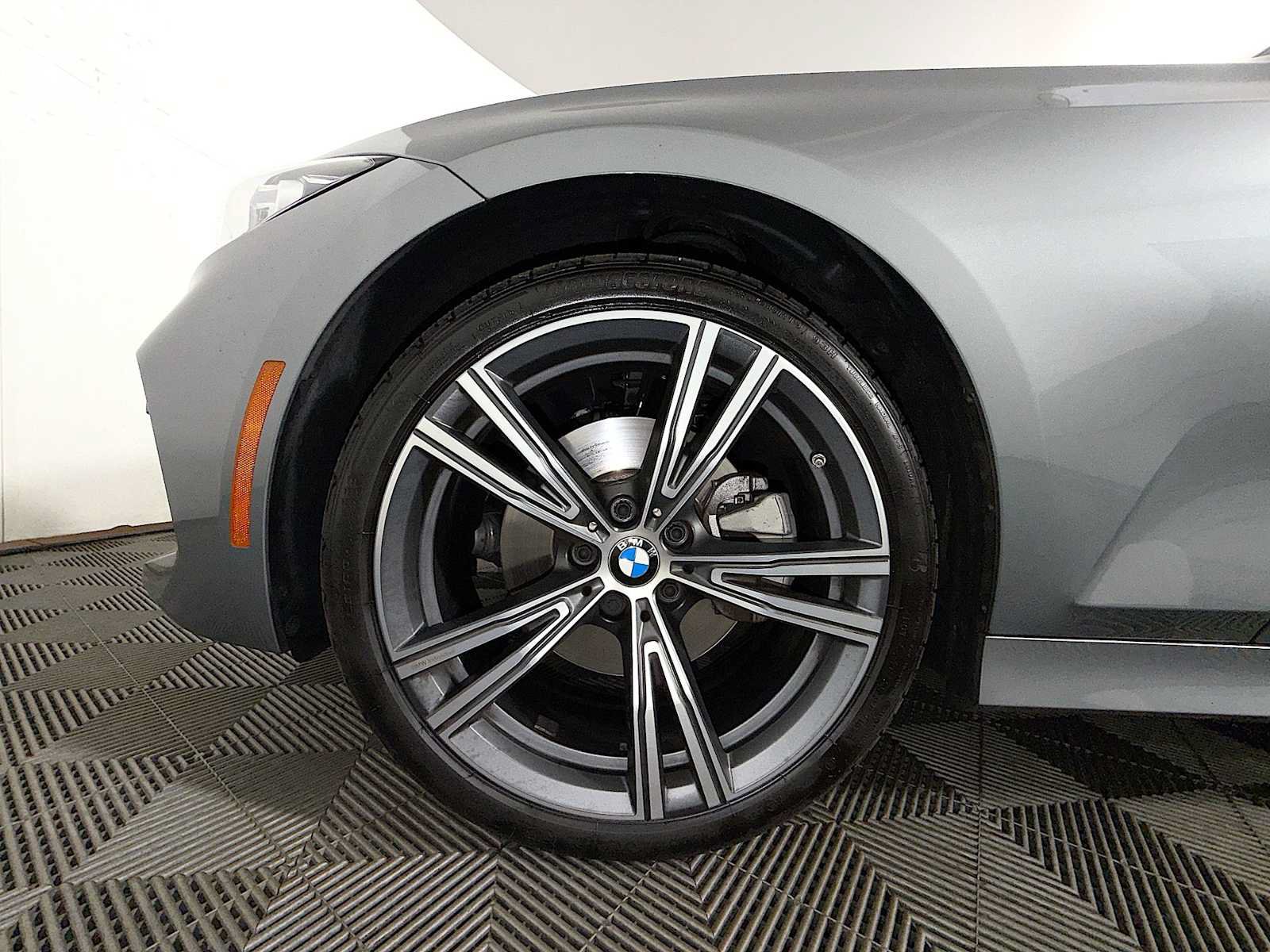 Used 2023 BMW 330i xDrive Sedan w/ Driving Assistance Package AWD/4WD image 8