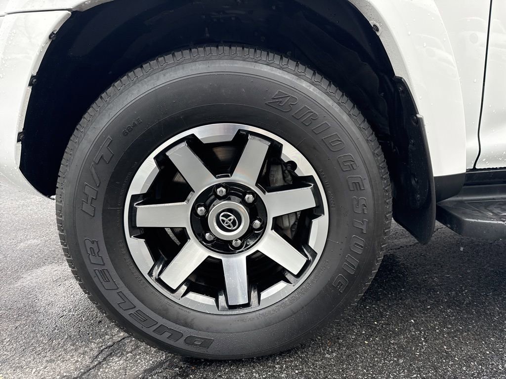 Used 2024 Toyota 4Runner TRD Off-Road Premium image 19
