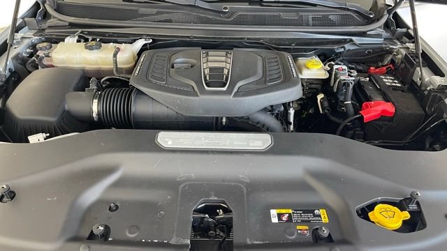 Used 2023 Jeep Grand Wagoneer Series III AWD/4WD image 54