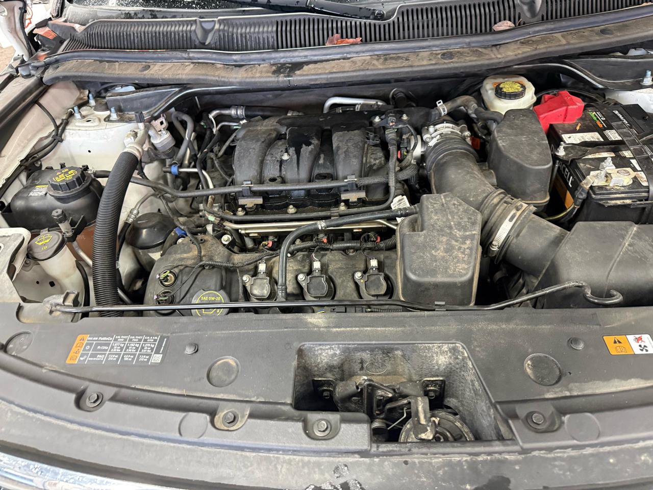 Used 2018 Ford Explorer XLT image 23