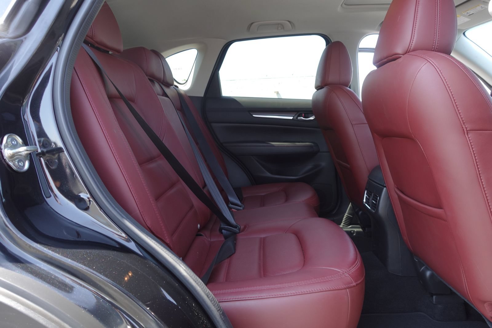 Certified 2025 MAZDA CX-5 Carbon Edition AWD/4WD image 16