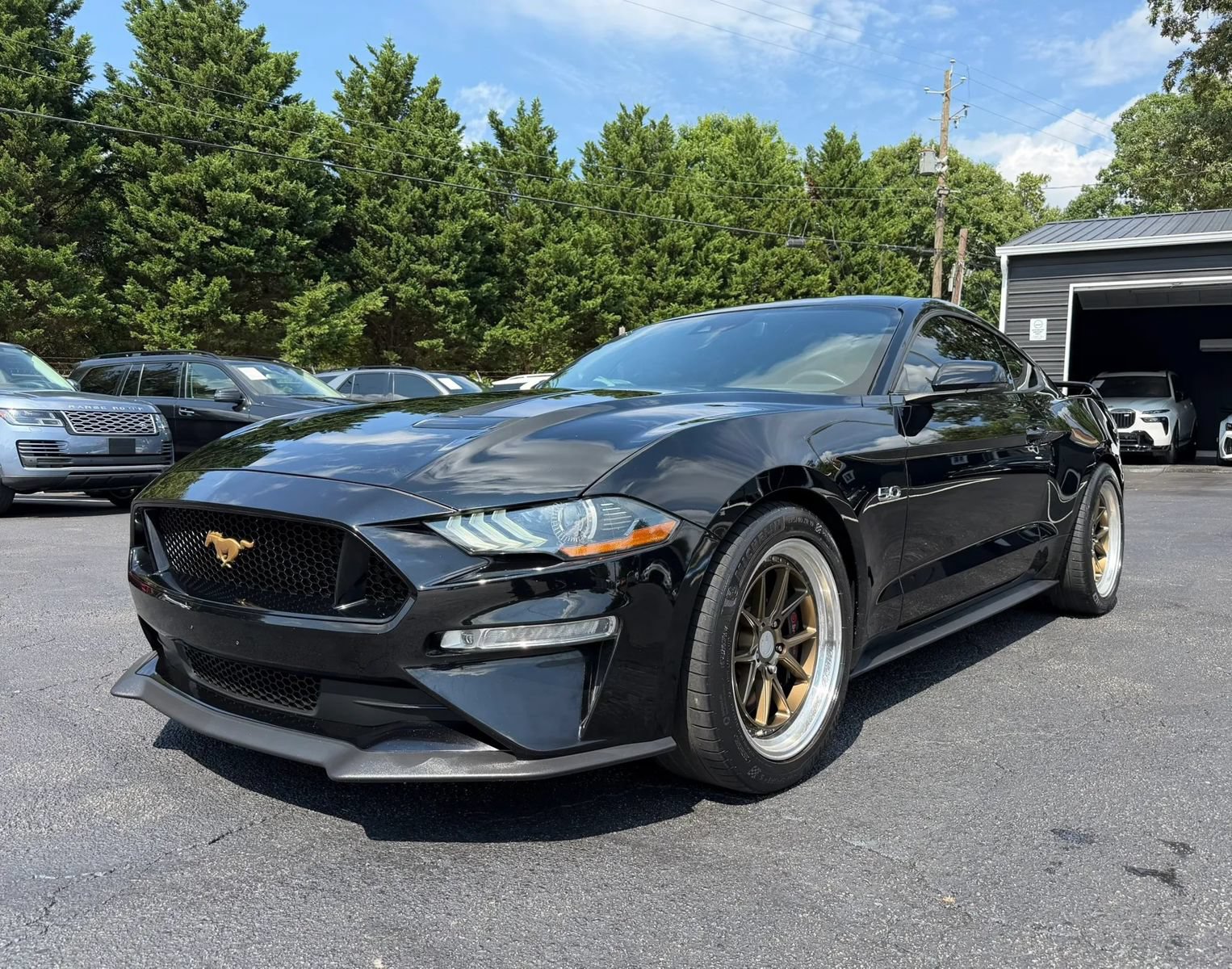 Used 2019 Ford Mustang GT Premium w/ GT Performance Package RWD image 3