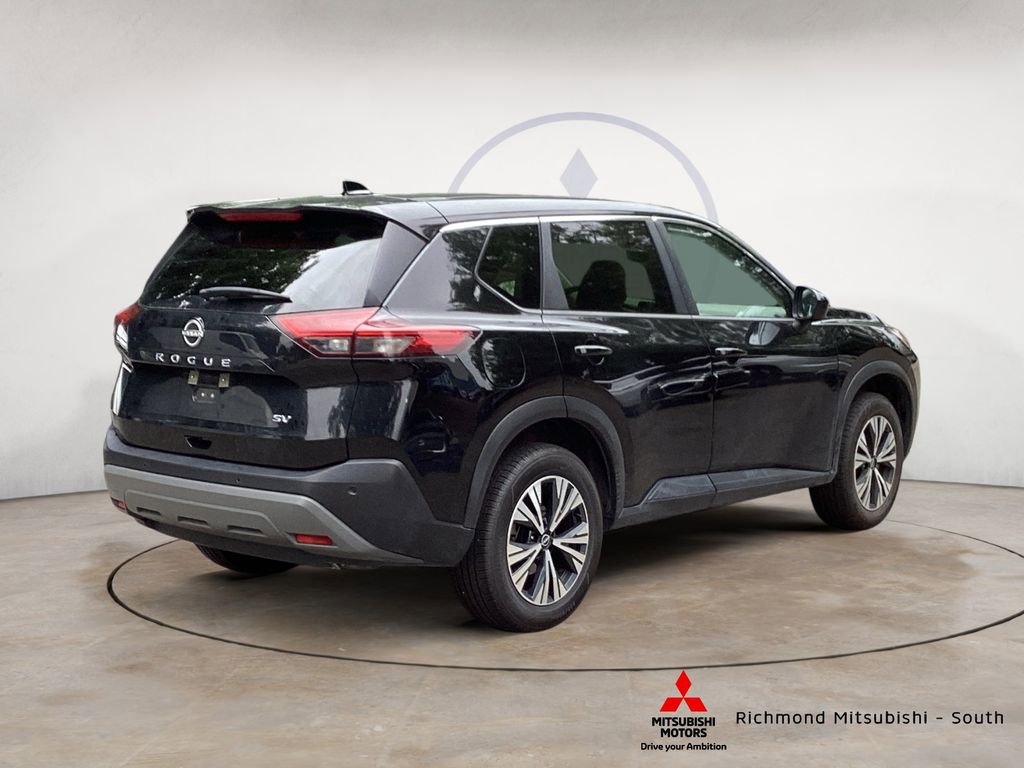 Used 2023 Nissan Rogue SV FWD image 3