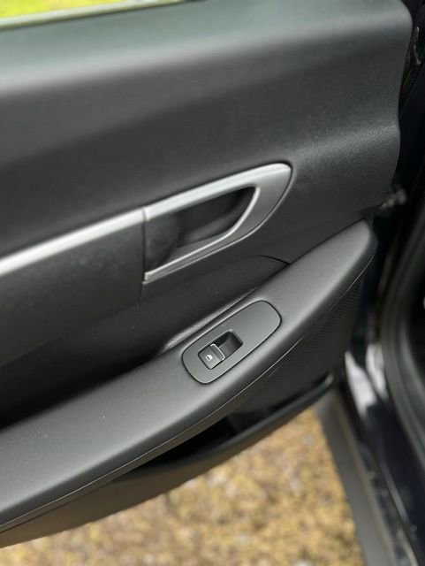 Certified 2025 Hyundai Sonata SE FWD image 14