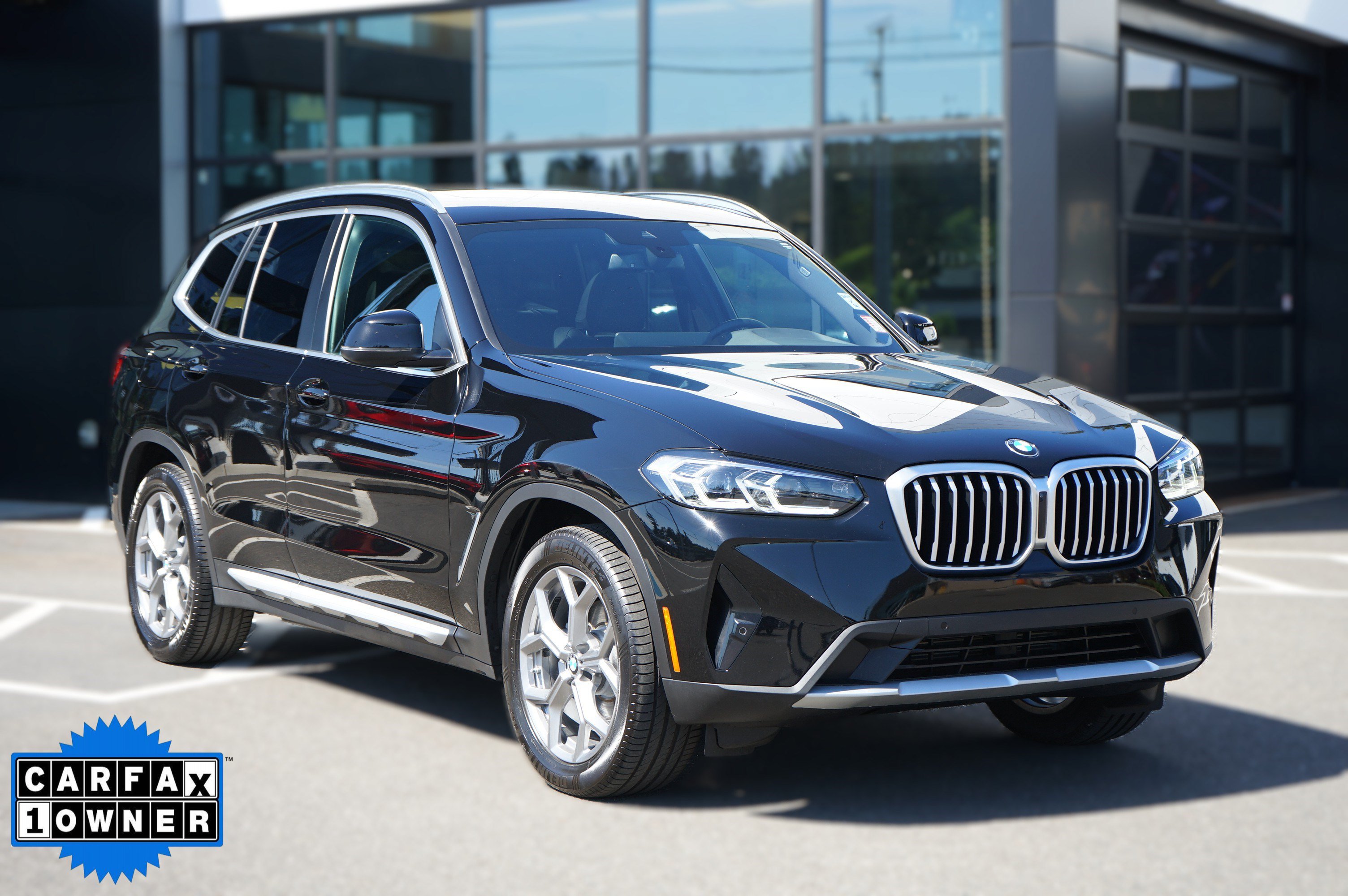 Used 2024 BMW X3 xDrive30i AWD/4WD image 1