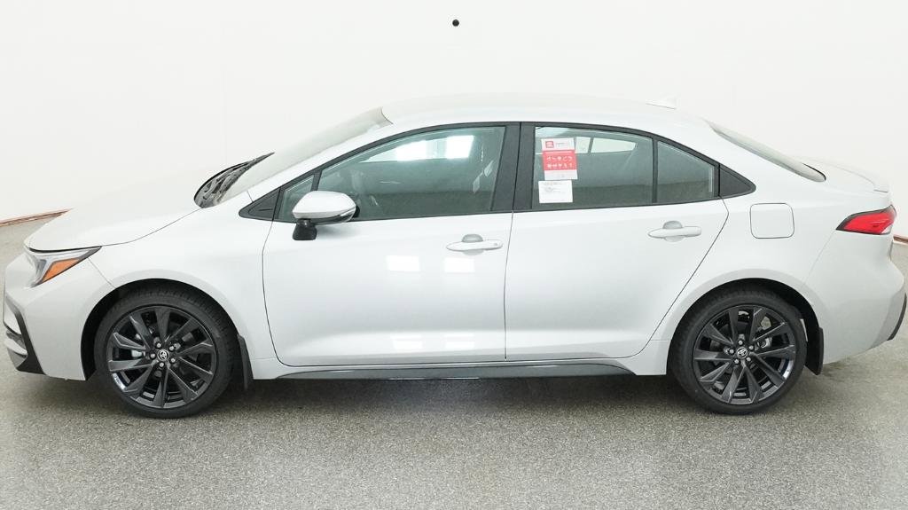 New 2026 Toyota Corolla SE FWD image 5