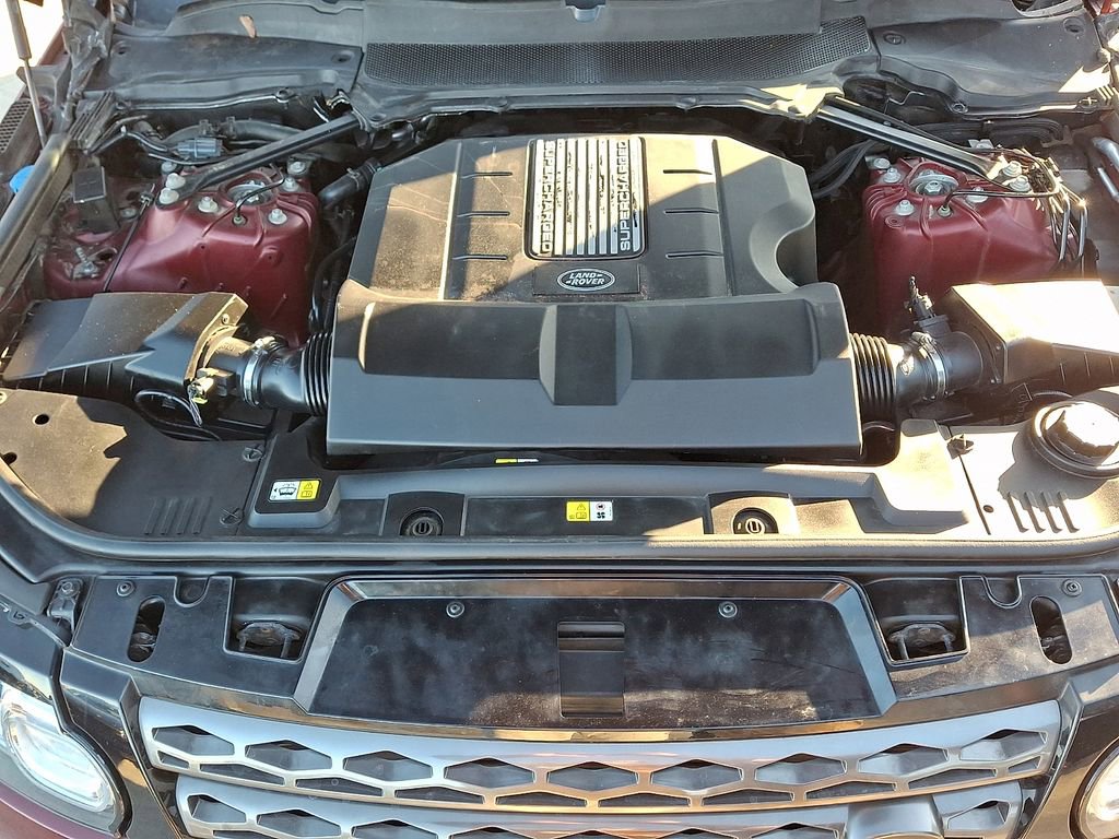 Used 2017 Land Rover Range Rover Sport SE image 30