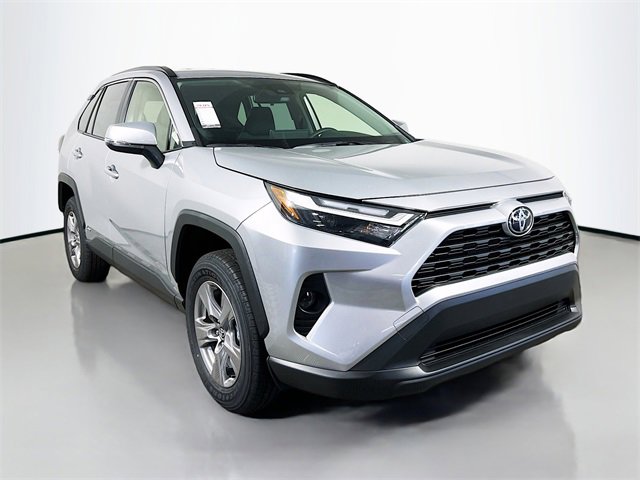 New 2025 Toyota RAV4 XLE