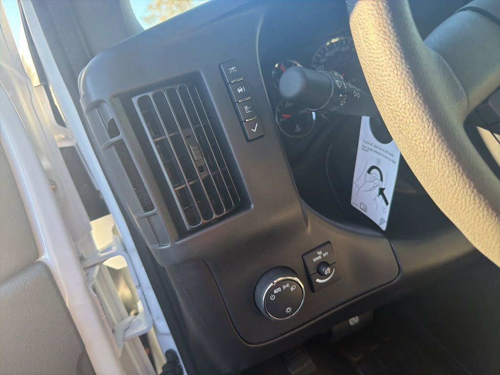 New 2025 Chevrolet Express 2500 Work Van w/ Driver Convenience Package image 10