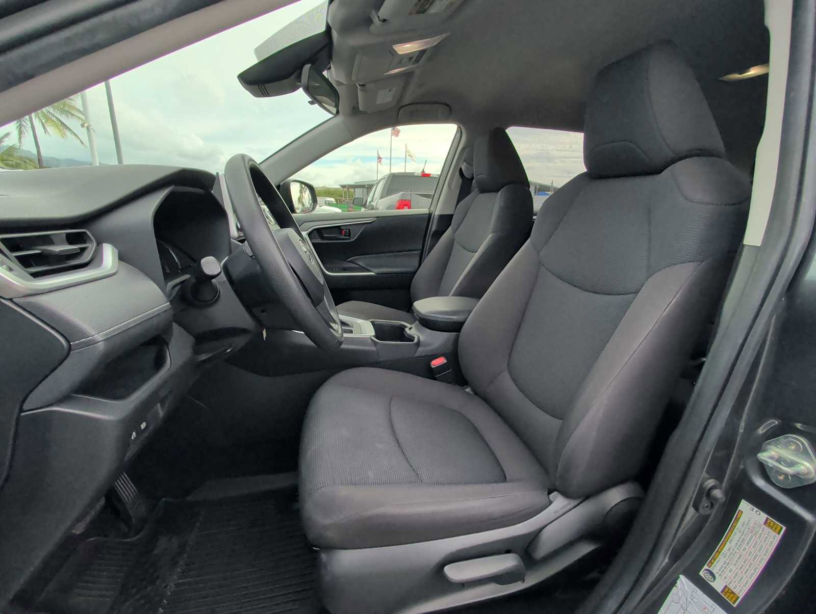 Used 2024 Toyota RAV4 LE image 14