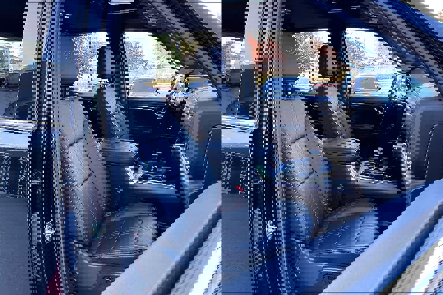 Used 2024 Chevrolet Silverado 1500 High Country w/ High Country Premium Package image 9