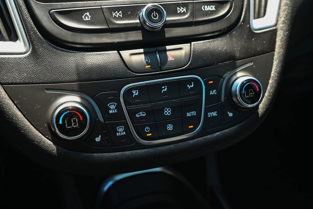 Used 2024 Chevrolet Malibu LT FWD image 34