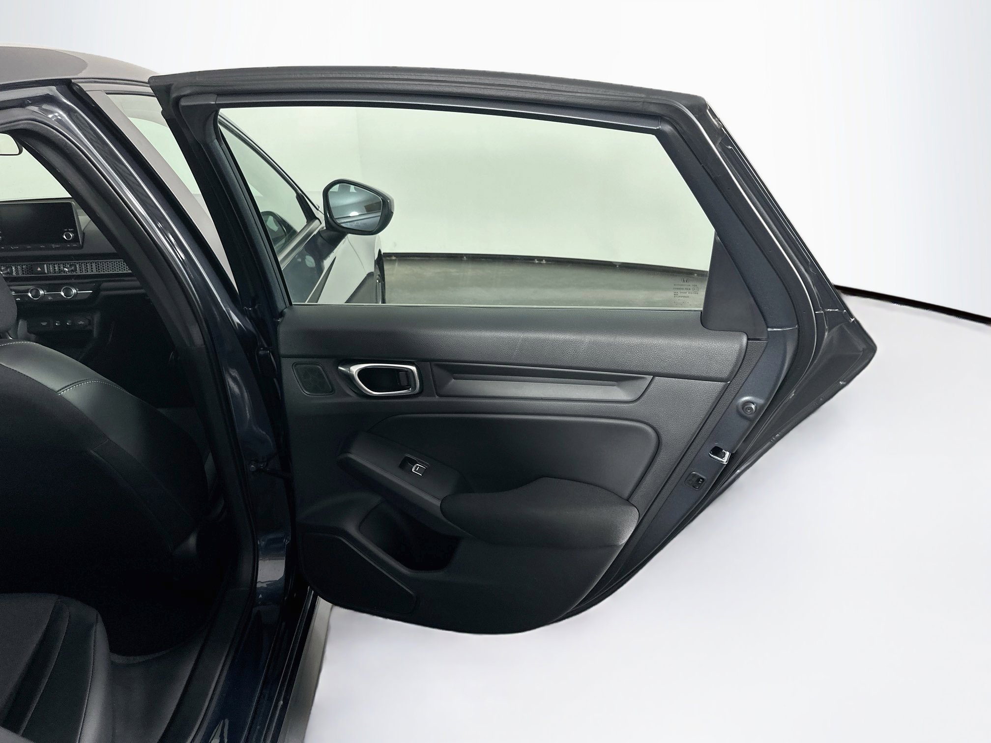 Used 2025 Honda Civic Sport image 28