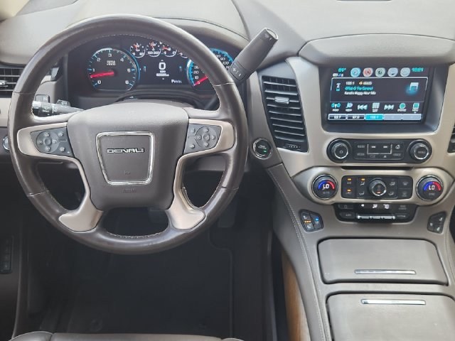 Used 2020 GMC Yukon Denali w/ Open Road Package AWD/4WD image 27