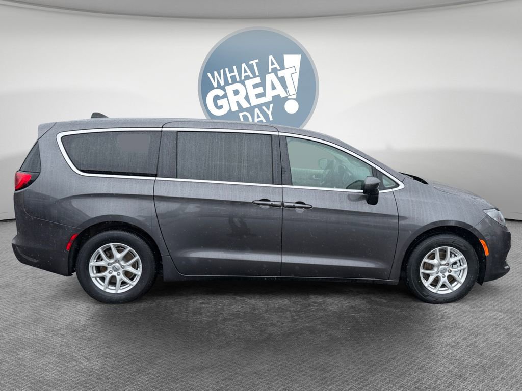 Used 2023 Chrysler Voyager LX FWD video 2