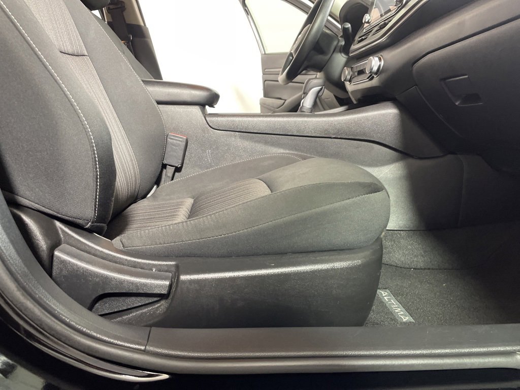 Used 2024 Nissan Altima 2.5 SV image 24