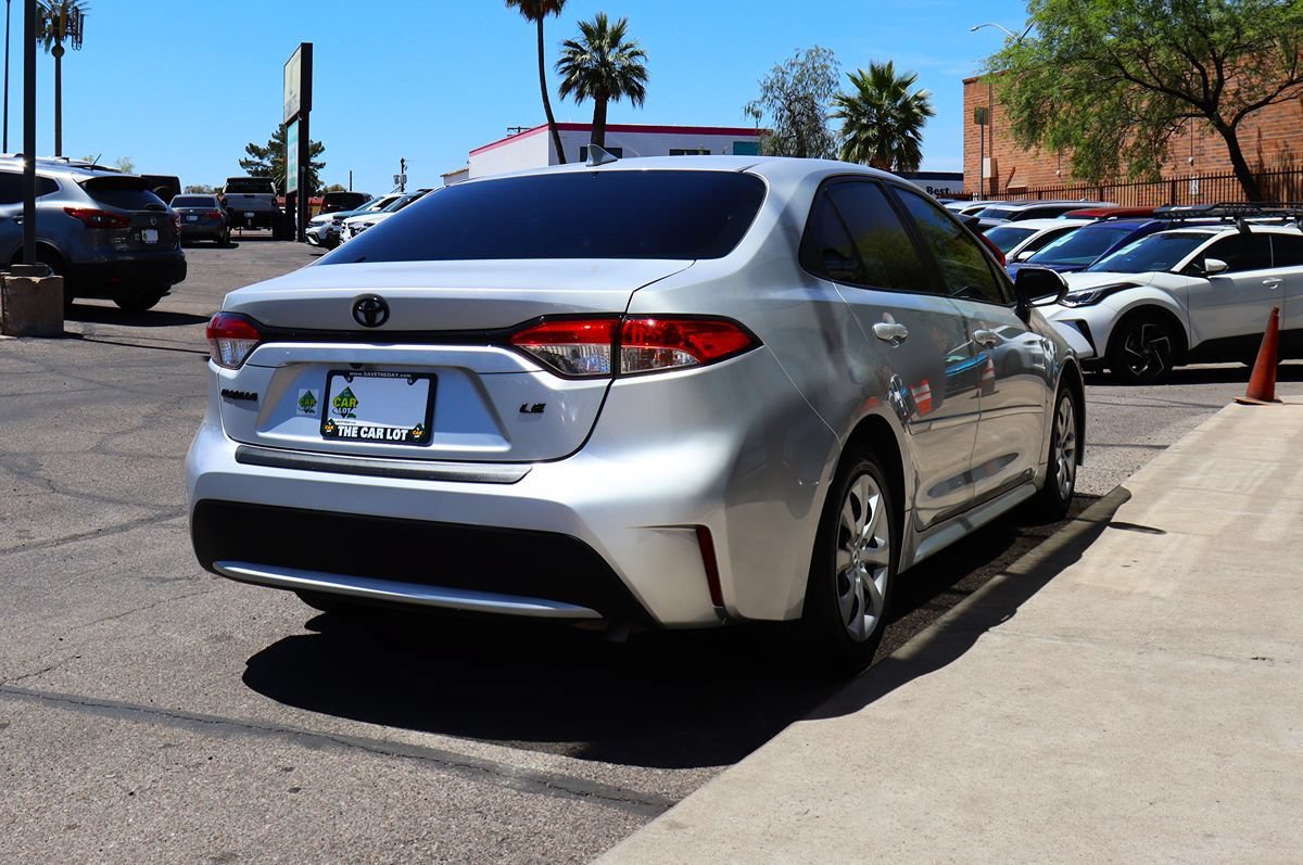 Used 2022 Toyota Corolla LE w/ Carpet Mat Package (TMS) FWD image 13