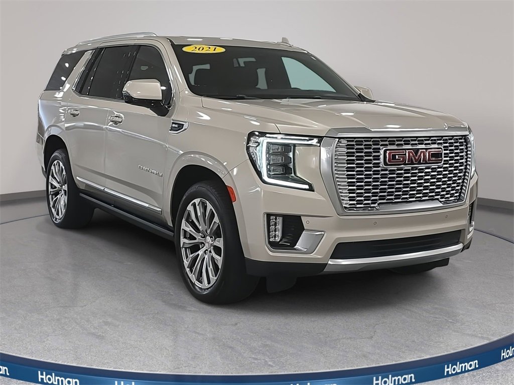 Used 2021 GMC Yukon Denali w/ Denali Premium Package image 4