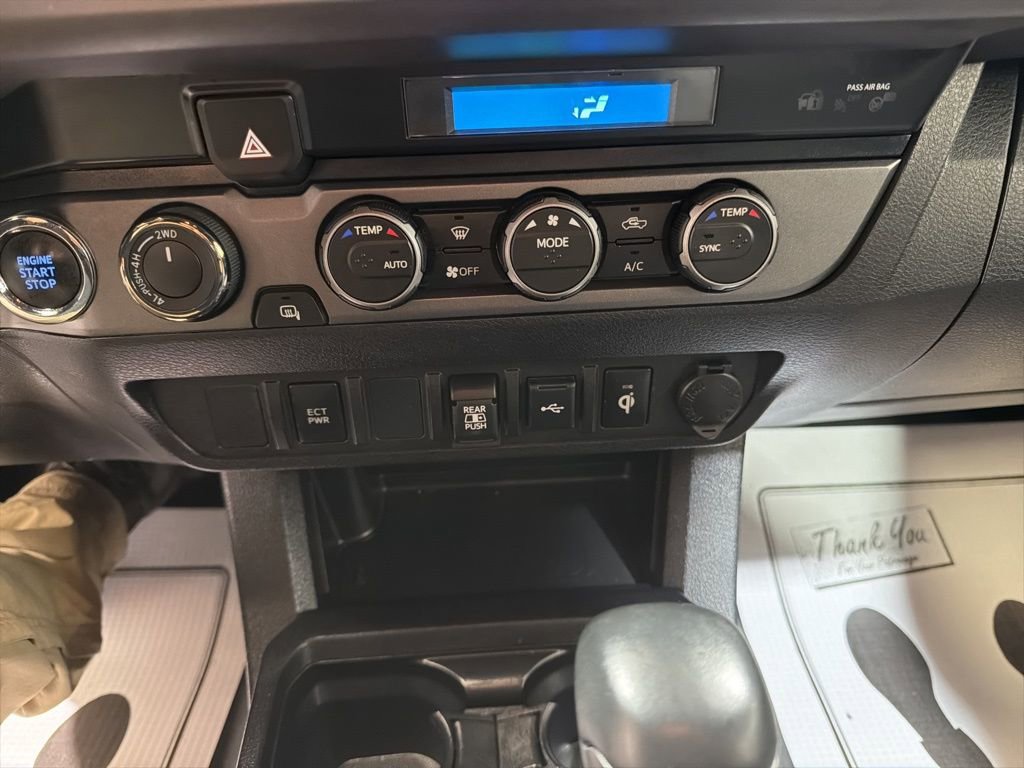 Used 2023 Toyota Tacoma TRD Off-Road AWD/4WD image 31