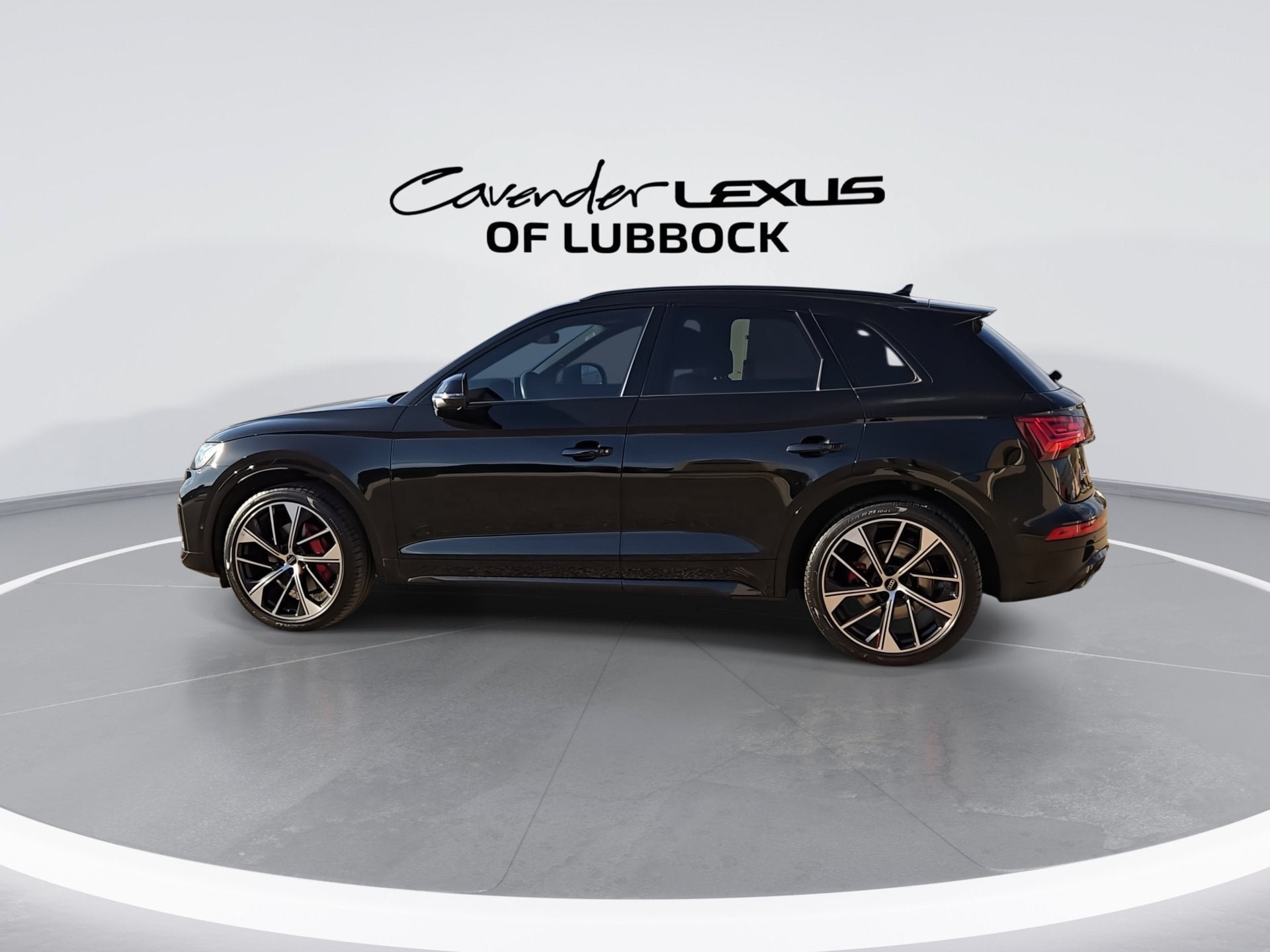 Used 2024 Audi SQ5 Prestige AWD/4WD image 6