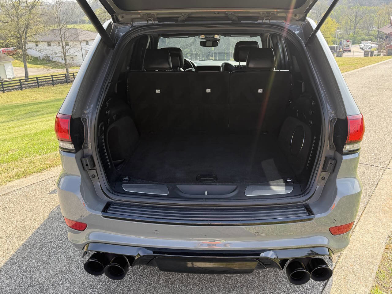 Used 2020 Jeep Grand Cherokee Trackhawk AWD/4WD image 12