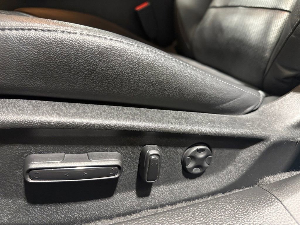 Used 2022 Honda Accord Touring image 23