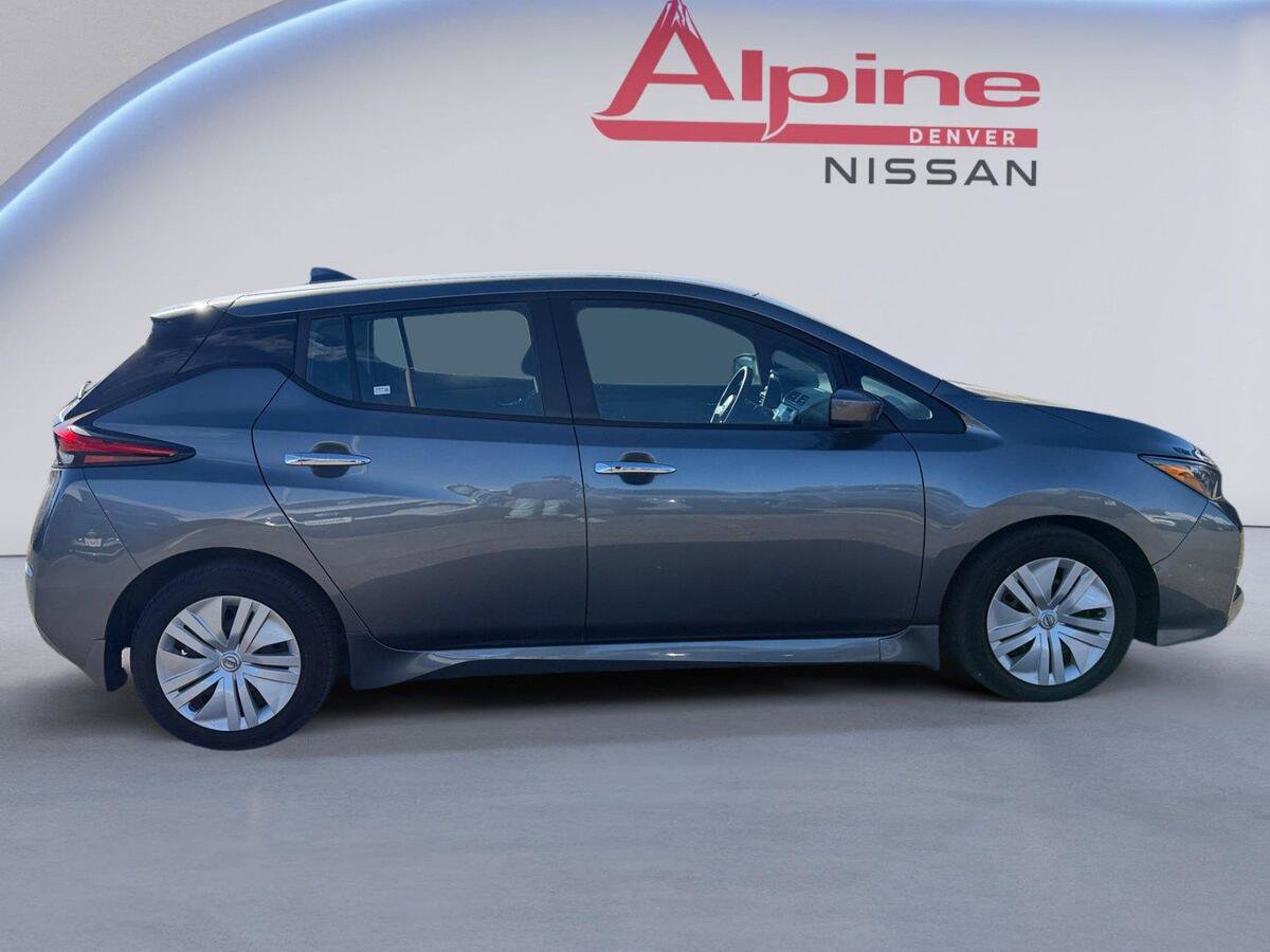 Used 2025 Nissan Leaf S FWD image 6