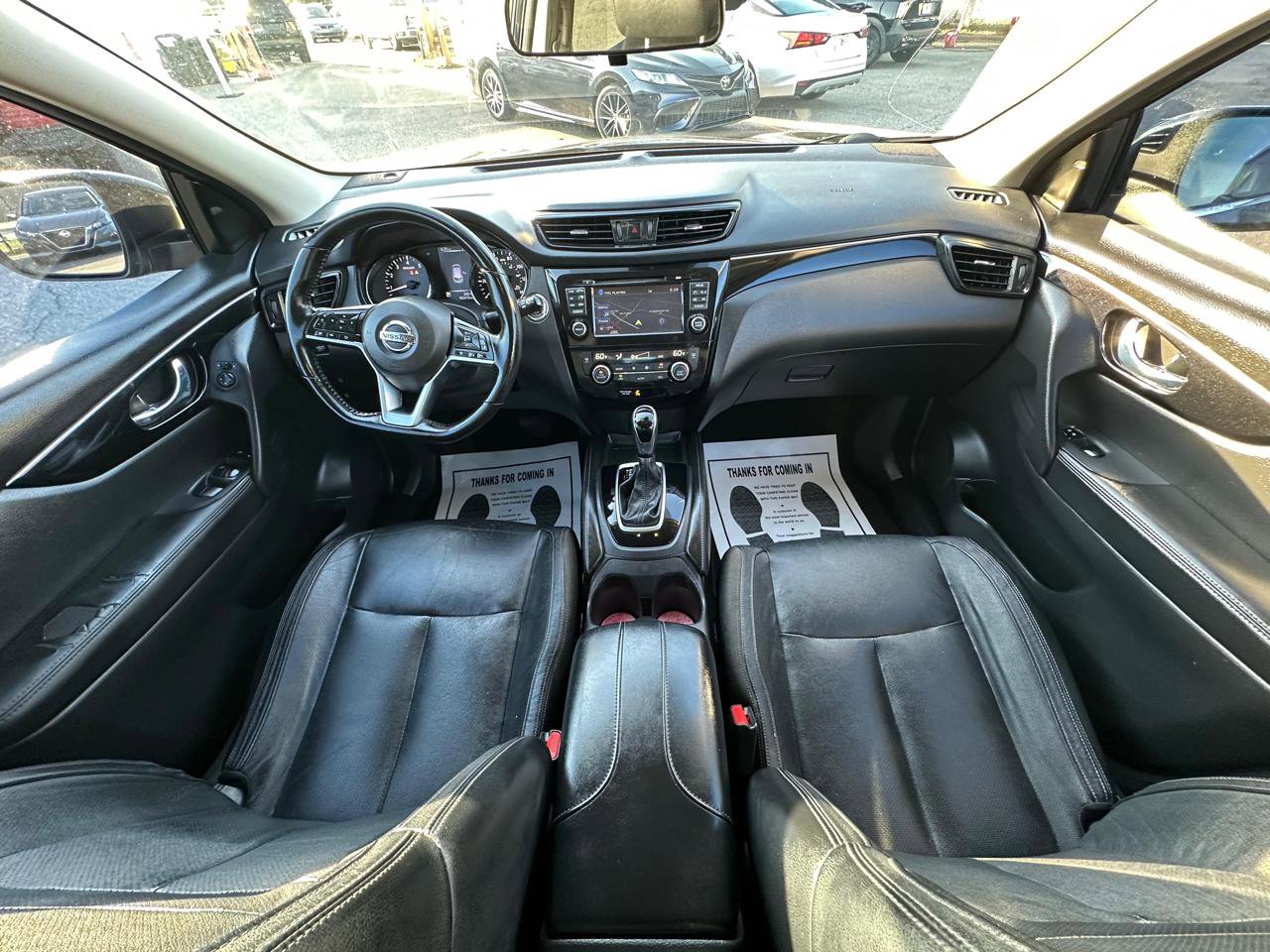 Used 2017 Nissan Rogue Sport SL w/ SL Premium Package FWD image 14