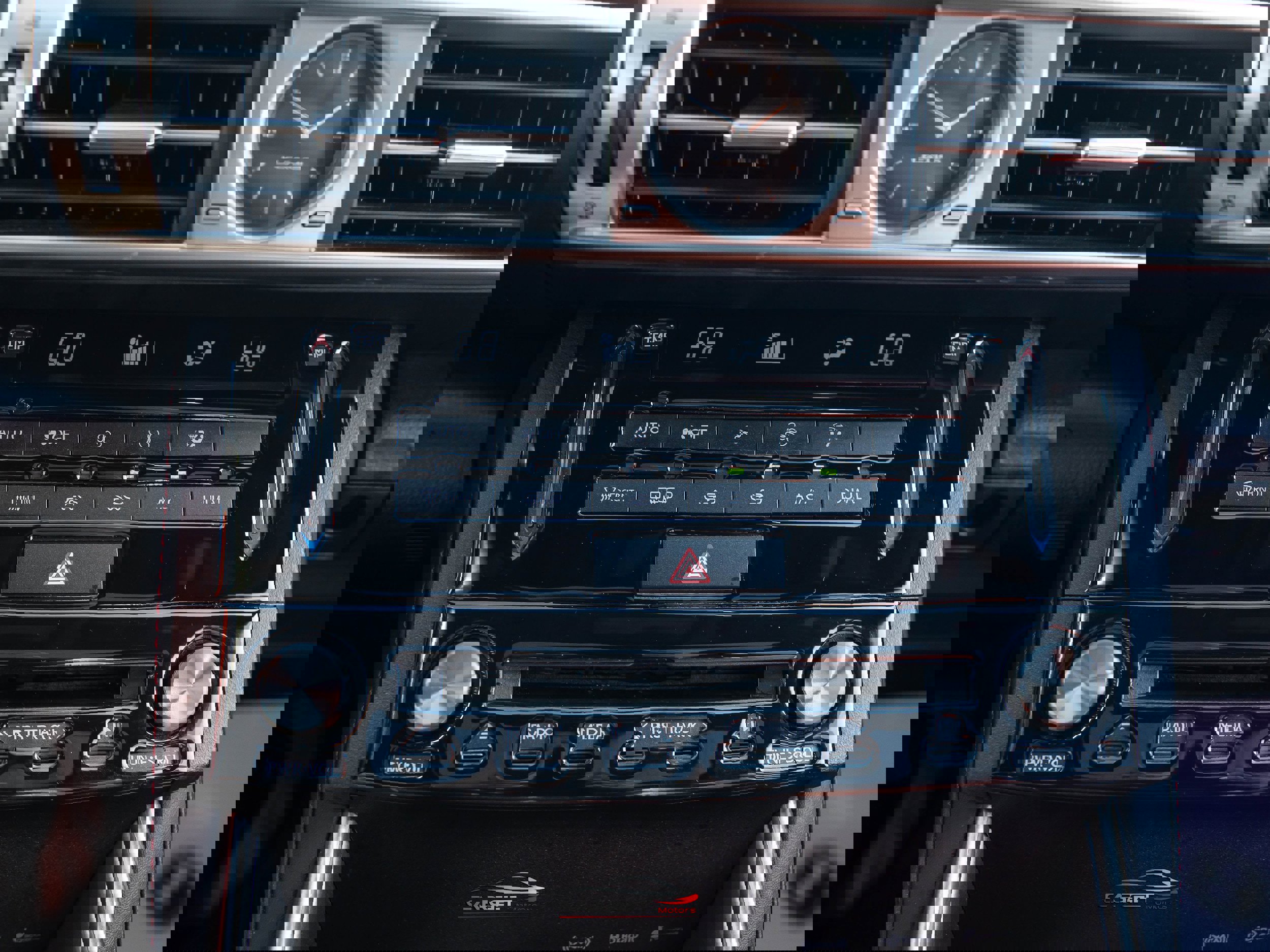 Used 2016 Lexus IS 200t w/ F Sport Package image 33