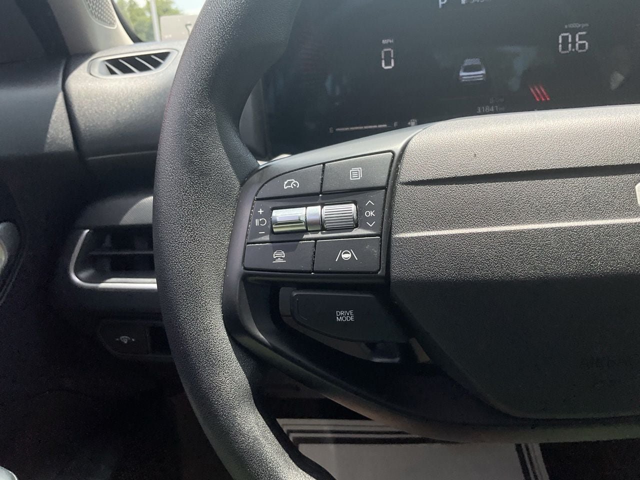 Used 2025 Kia K4 FWD image 25