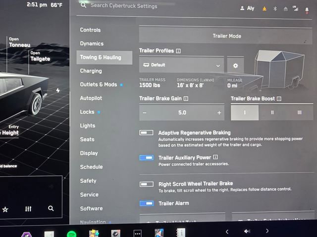 Used 2024 Tesla Cybertruck AWD Crew Cab image 45