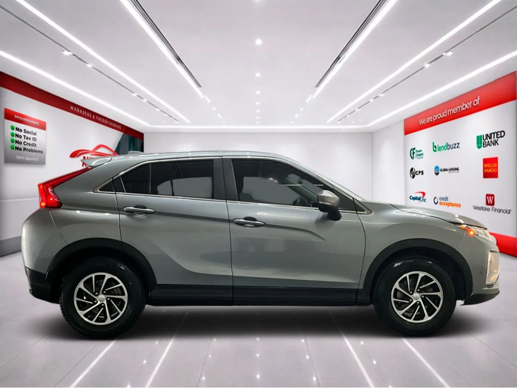 Used 2020 Mitsubishi Eclipse Cross ES image 9