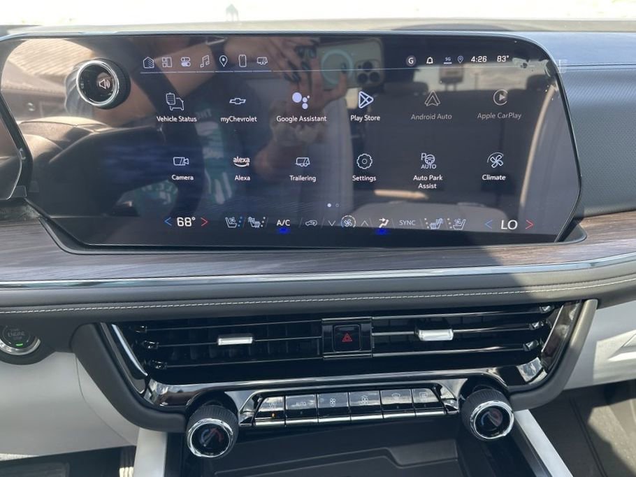 New 2025 Chevrolet Suburban Premier w/ Sun And Tow Package image 12