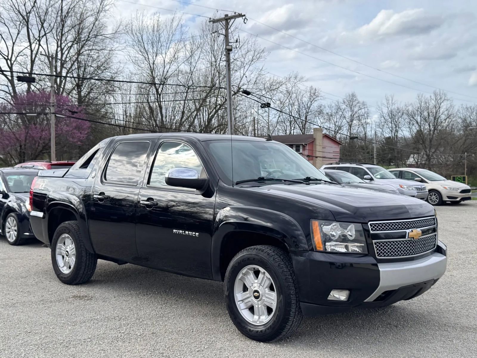 Used 2013 Chevrolet Avalanche LT AWD/4WD image 7