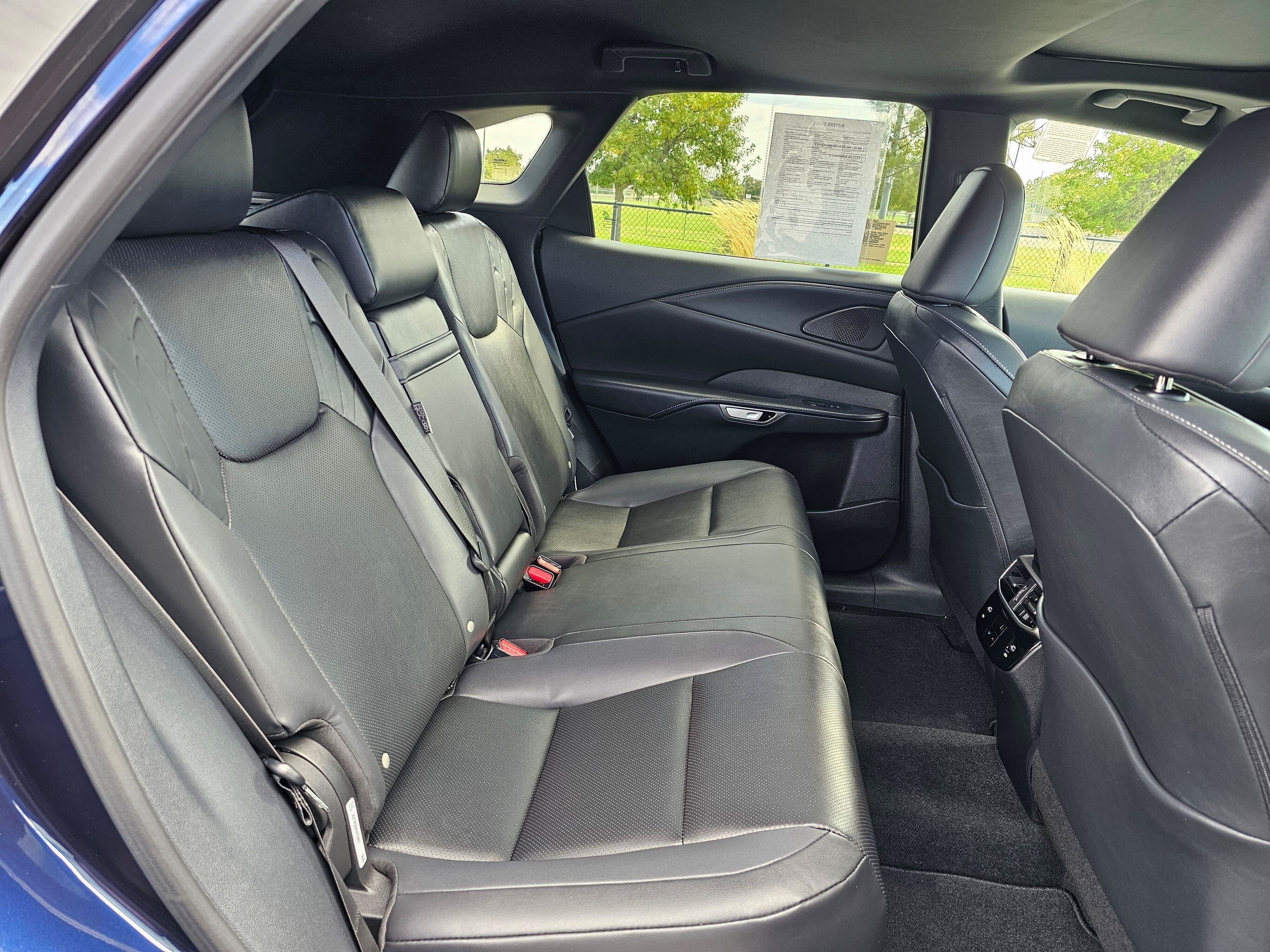 Used 2026 Lexus RX 350h w/ Convenience Package AWD/4WD image 54